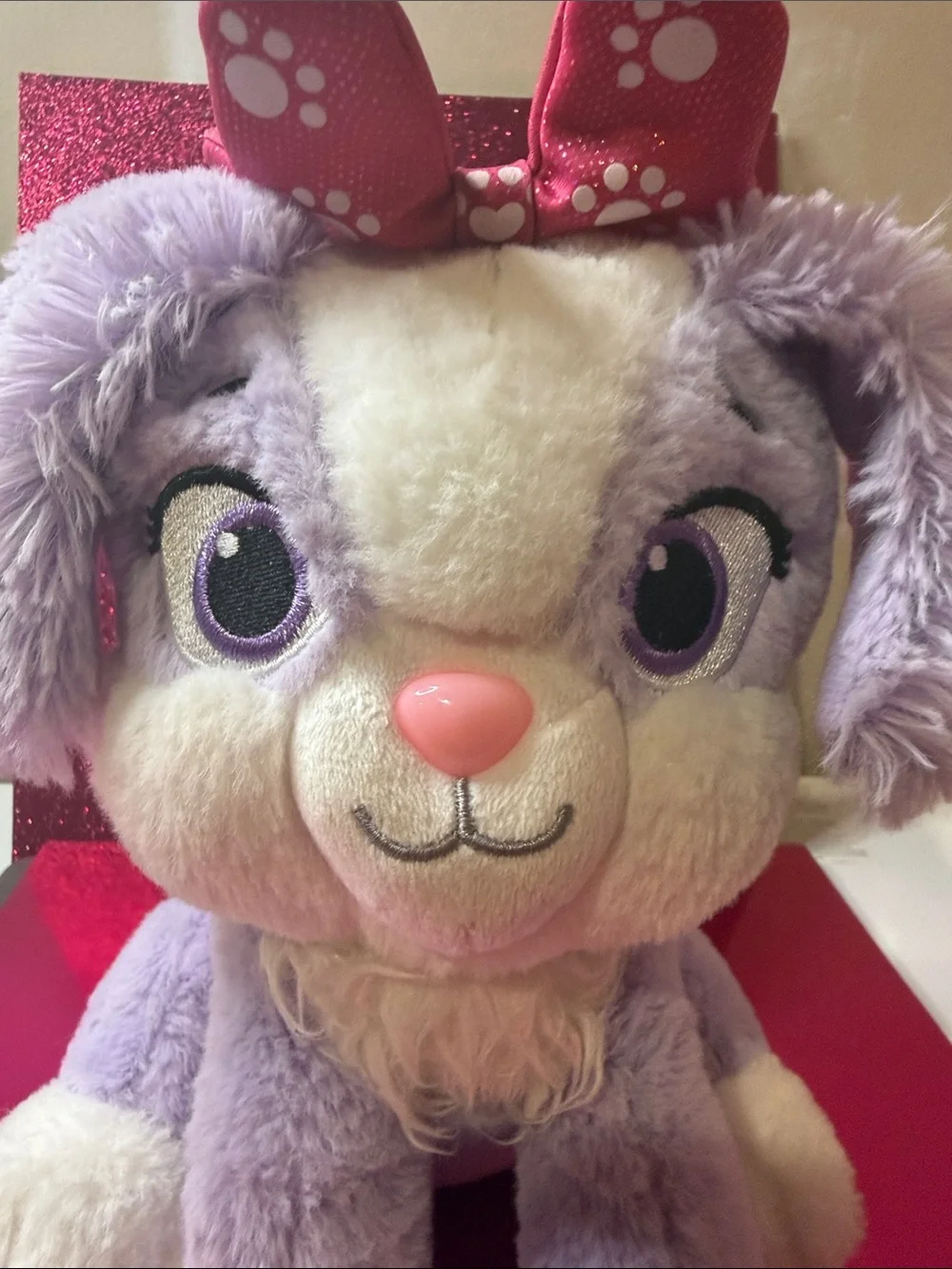 Disney Junior Minnie Mouse Cream Puff interactive plush dog